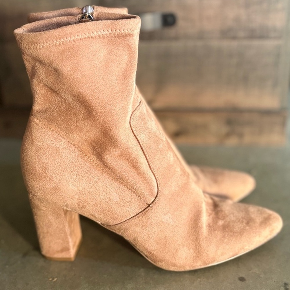 Steve Madden Tan Suede Ankle Boots